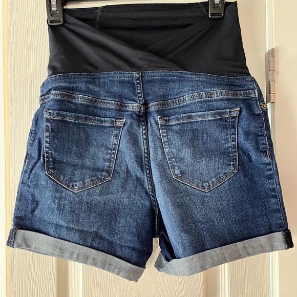 Isabelle maternity jean shorts - Picture 2 of 2